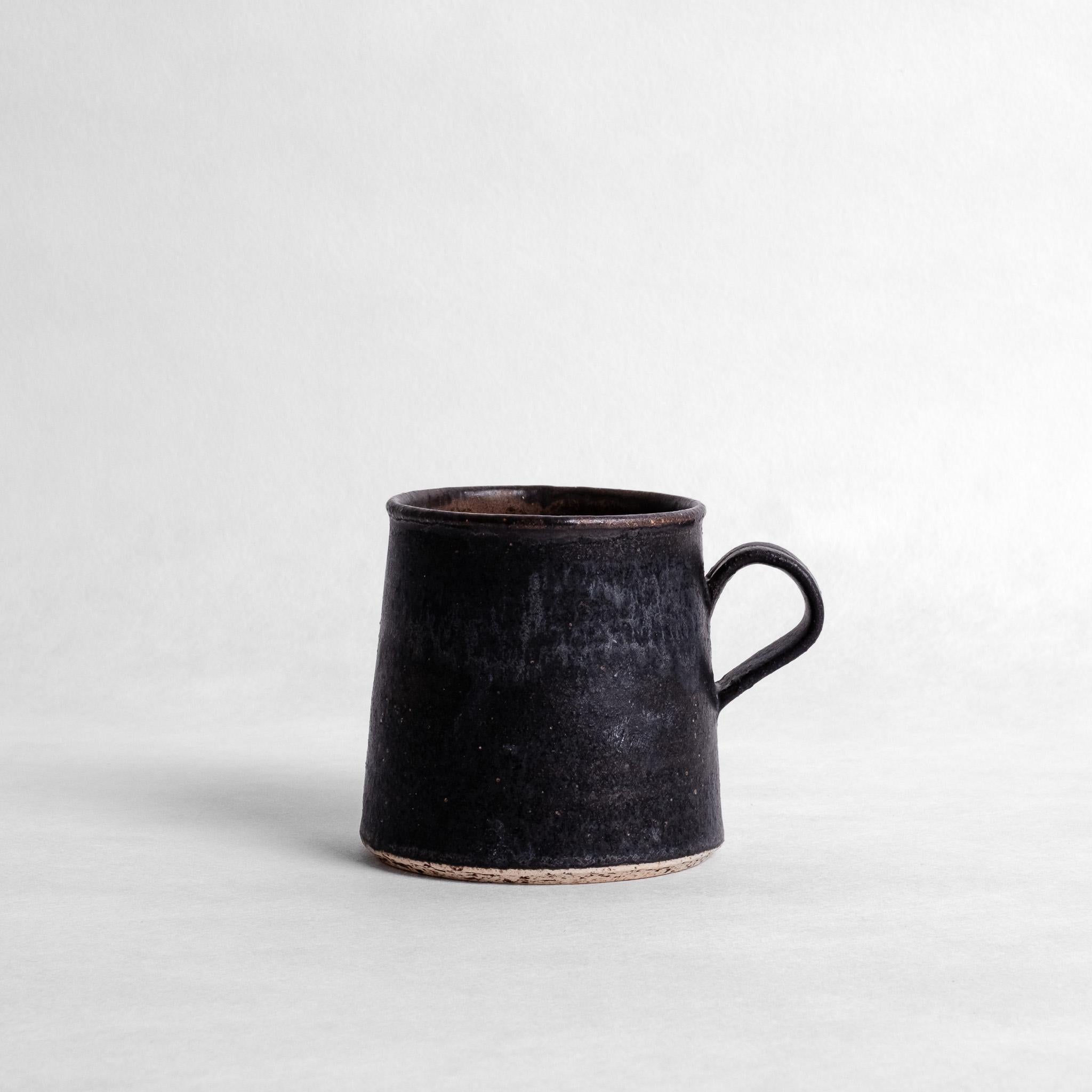 Black Uzura Mug Tapered - Naoko Murakami