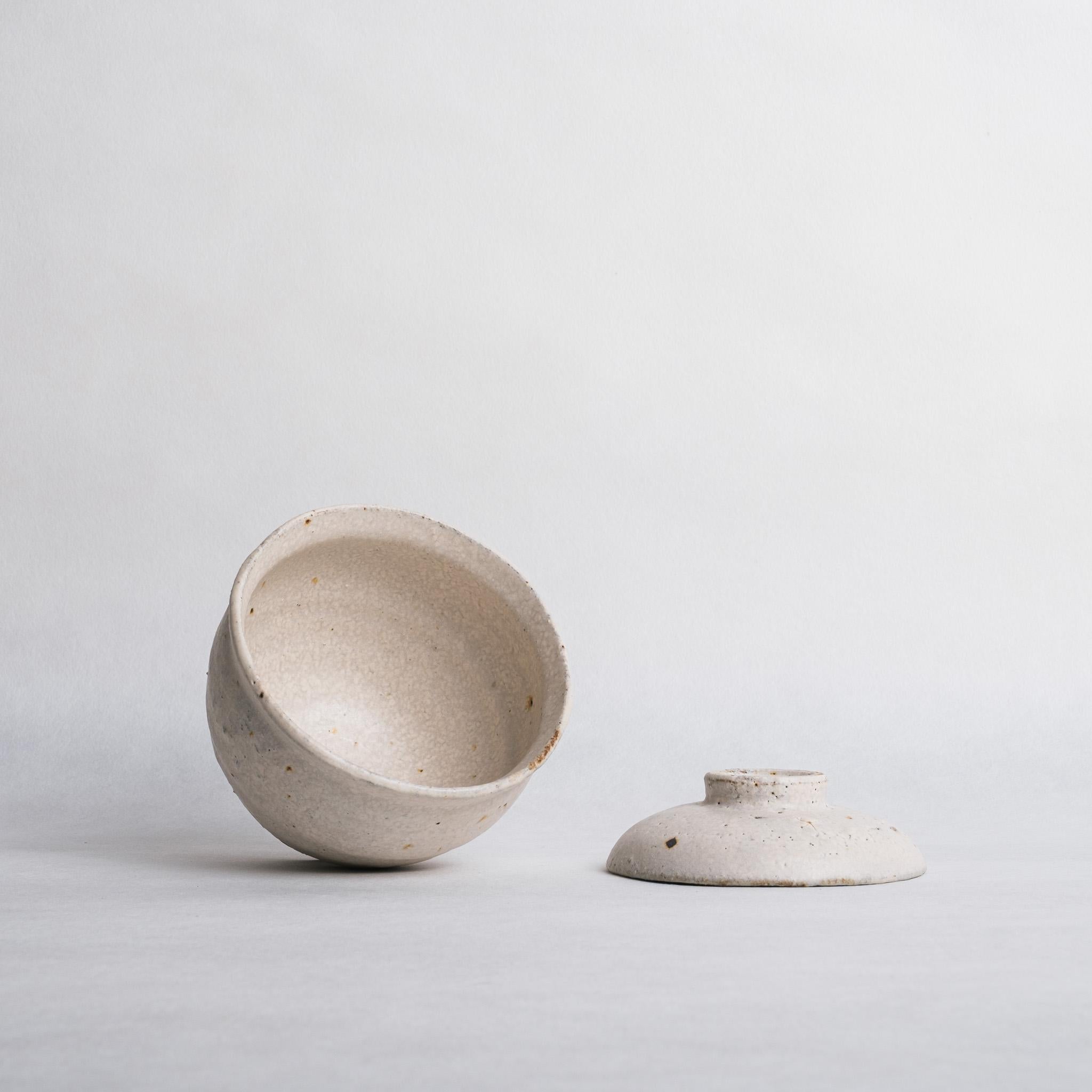 White Lidded Cup - Naoko Murakami