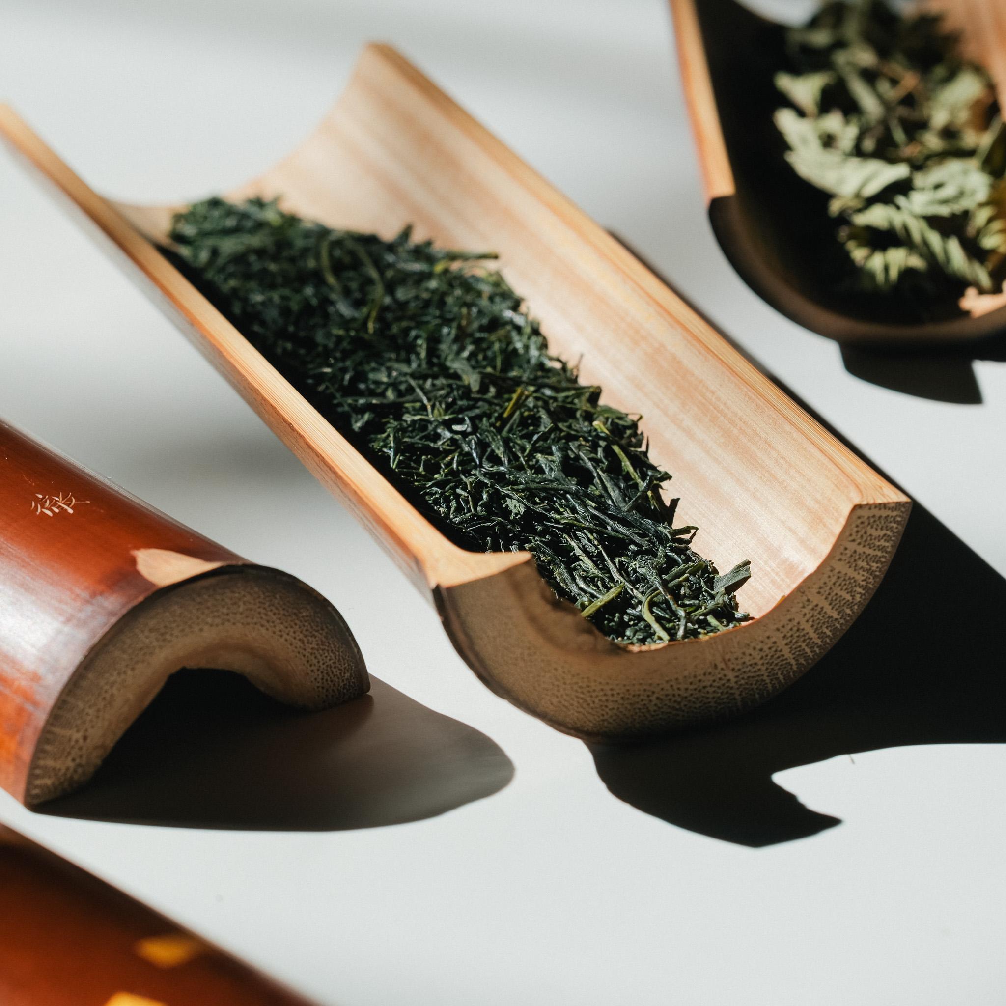 Susutake Chasoku (L) - Toru Hatsuta